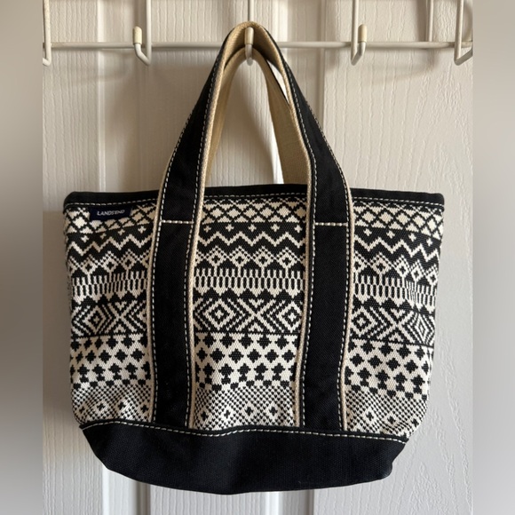Lands End Fair Isle Sweater Print Tote Black ⚫️ White ⚪️ - Picture 1 of 9